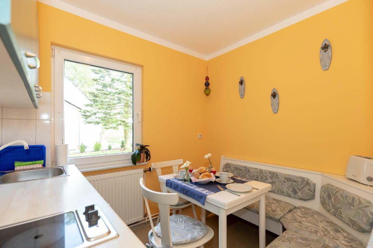 Bungalow Becker "Am Feldrand" Jennewitz Esterno foto